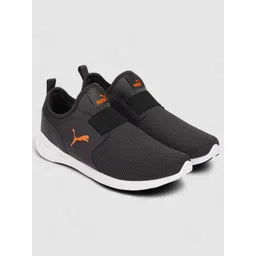 Pacer Slip on V3 Sneakers For Men