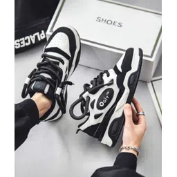 Sport shoes Casuals For Men