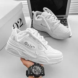 Stylish Trending Partywear Sneakers Shoes Sneakers For Men