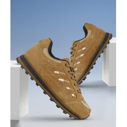 Pace Running Shoes For Men