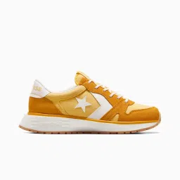 Omni Trainer unisex low top shoe