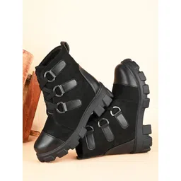 Stylish Trek Boots For Women