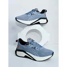 GREAT Athleisure Cultured Round-Toe Shape & Cushioning Technology Walking Shoes For Men