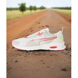 PUMA ProFoam Fuego Wns Res Sports Women White Running Shoes For Women