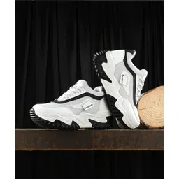 Sport shoe/Gymwear shoe/Walking shoe/Trekking shoe/Comfortable/Daily use Running Shoes For Women