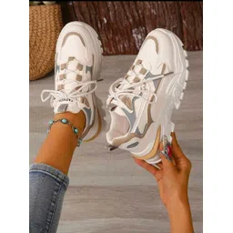 Sneakers For Women
