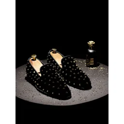 GRIFFIN Men Embellished Lightweight Comfort Insole Slip-On Sneakers