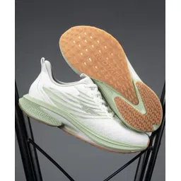 ETPU Athleisure Shoes for Men | Cultured Round-Toe Shape & Cushioning Technology Walking Shoes For Men