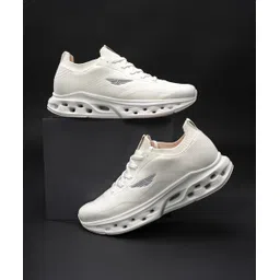 Athleisure Shoes for Men |Cultured Round-Toe Shape & Cushioning Technology Walking Shoes For Men