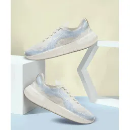 Free 2025 SE Training & Gym Shoes For Women