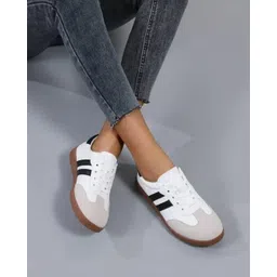 "OP TrendyWave White Black Edge Chunky Sole Fashion Sneakers for /Women" Running Shoes For Women